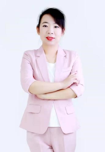 关莹莹.jpg