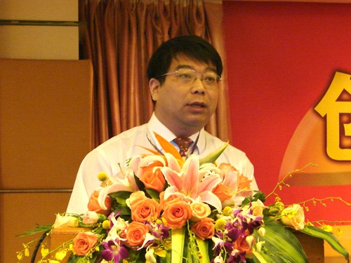 陆满平.jpg