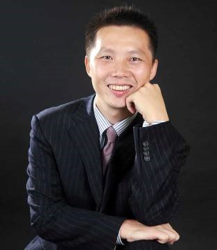 陈潺潺.jpg