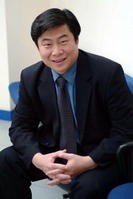 梁雅杰.jpg