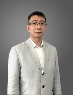 张何之.jpg