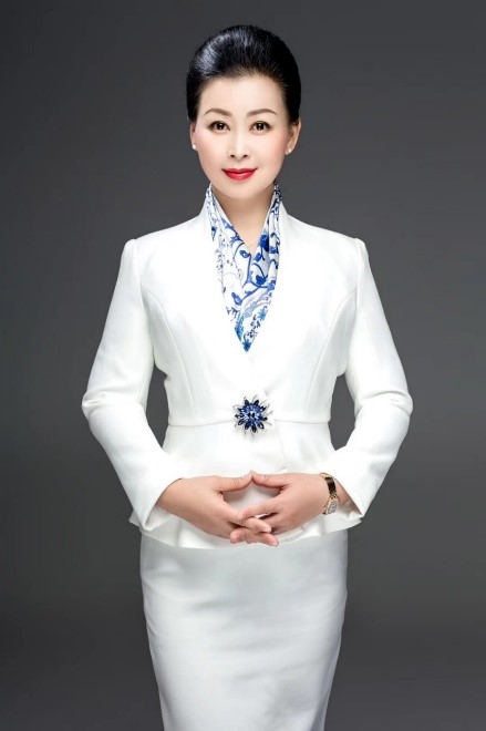 周凌霞.jpg