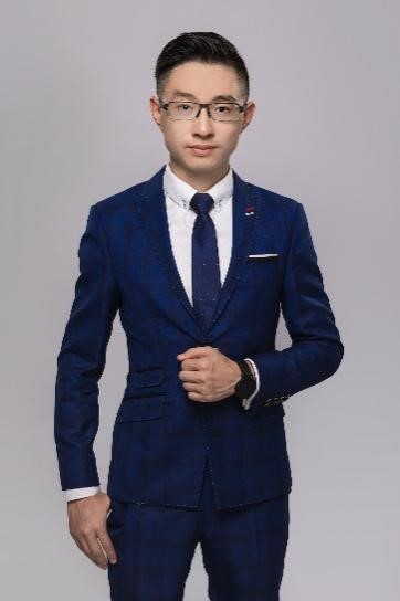 房晓明.jpg