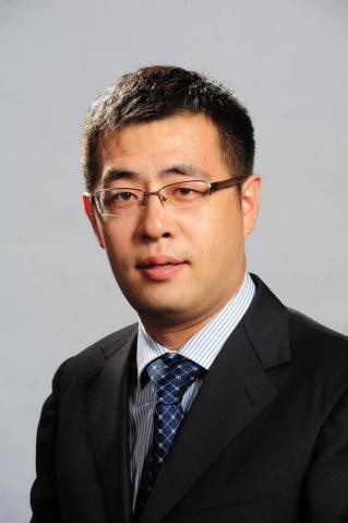 曲东旭.jpg
