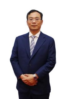 熊郭健.jpg