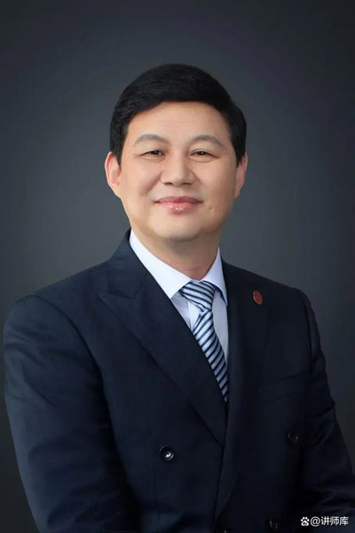 余明阳.jpg
