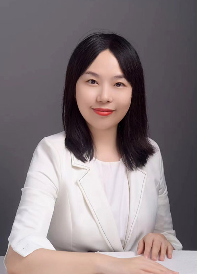 伍纯.jpg