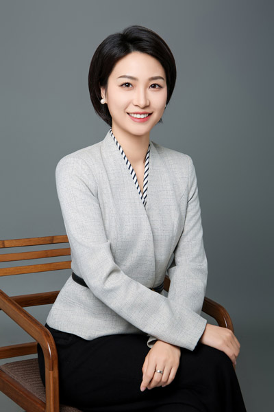 朱雪莲.jpg