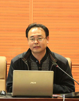 彭宏伟.jpg