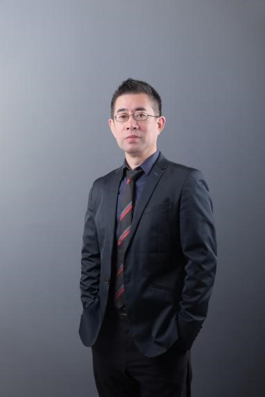 王洪涛.jpg