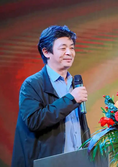 李仁君.jpg