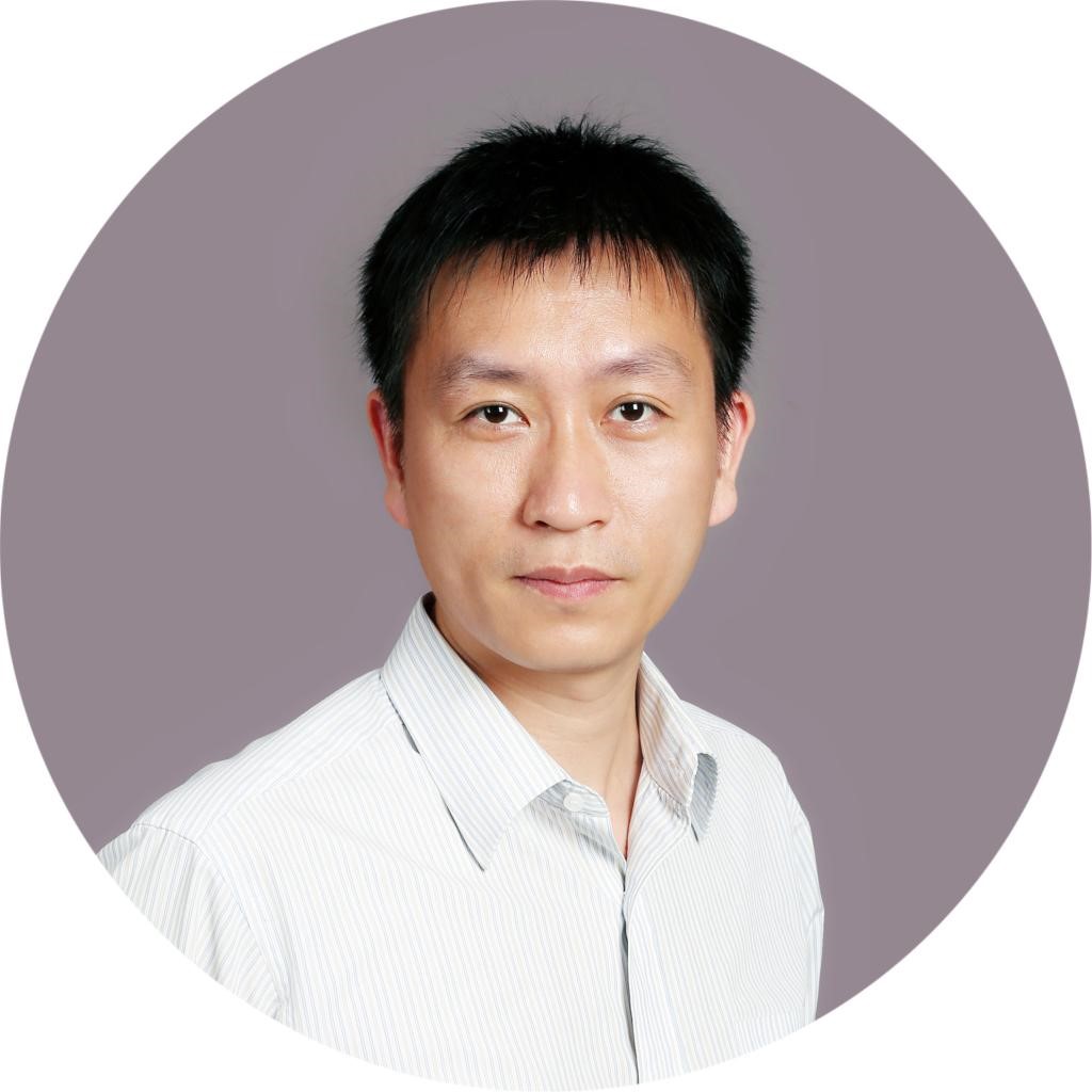 刘征驰.jpg