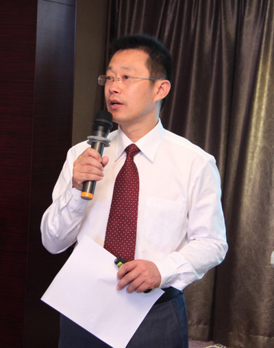 冯江宁.jpg