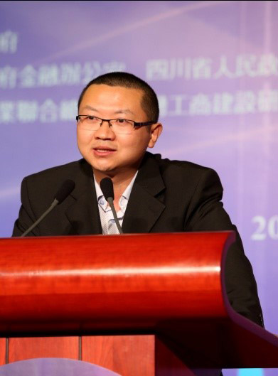 陈愷.jpg