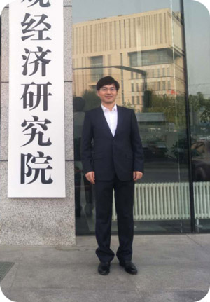 刘赢老师