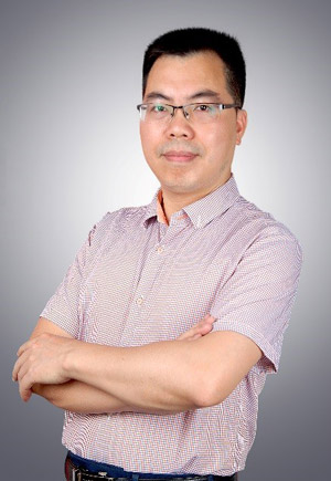 刘月鹏.jpg