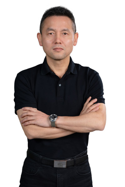 易斌1.jpg