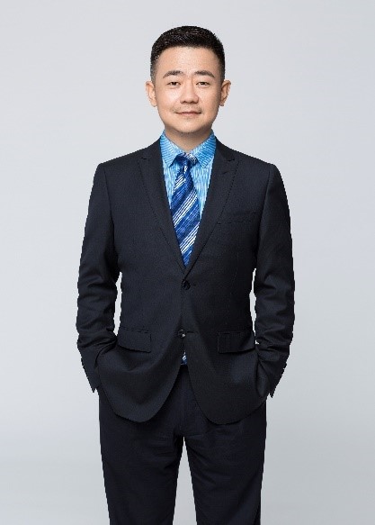 胡远飞.jpg