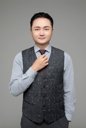 张凯.jpg