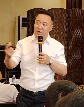 张习宁.jpg