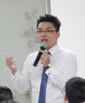 谭鸿儒老师