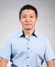 何玲老师