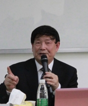 雎国余老师