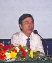 钟朋荣老师