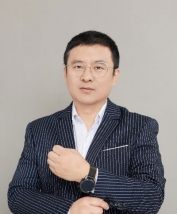 张威老师
