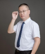 邱尉宁老师